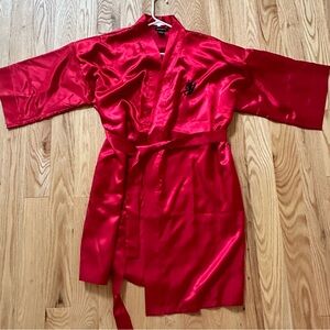 INTIMO shimmering Red Stain Kimono Robe